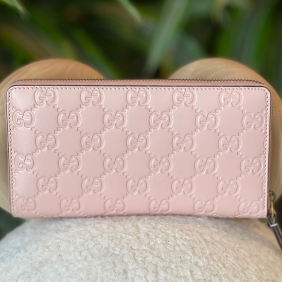 Gucci Cat Motif Continental Embossed GG Leather Zip Around Wallet in Pink - Picture 3 of 7